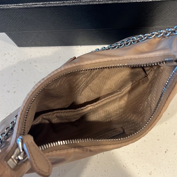 Prada Nylon Re-Edition 2005 Shoulder Bag - Picture 7 of 8